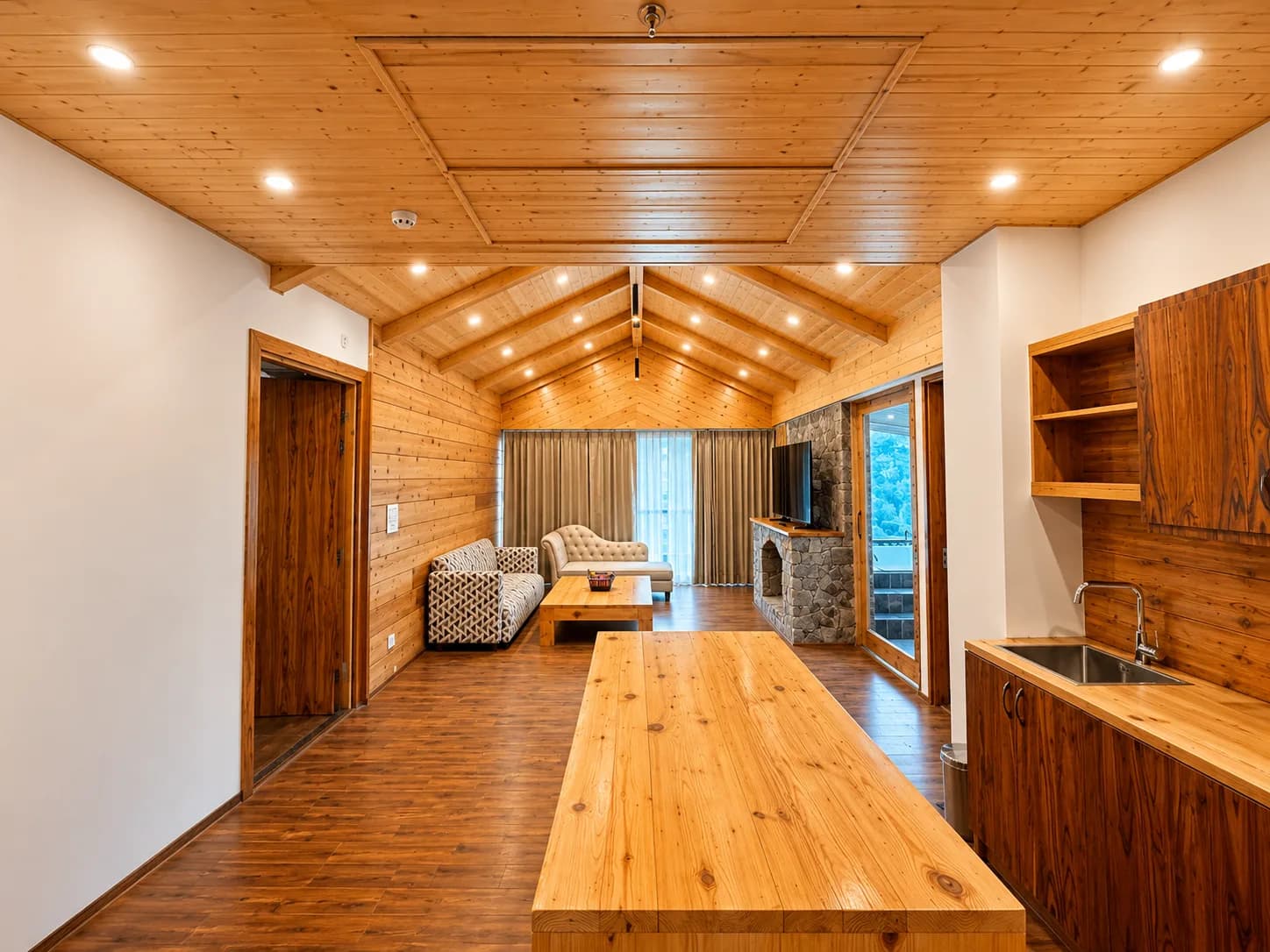 The Himalayan Chester Suite — photo 5