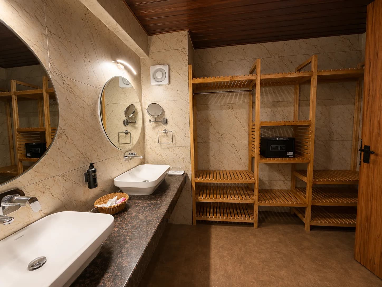 The Sanctuary Suite — photo 7