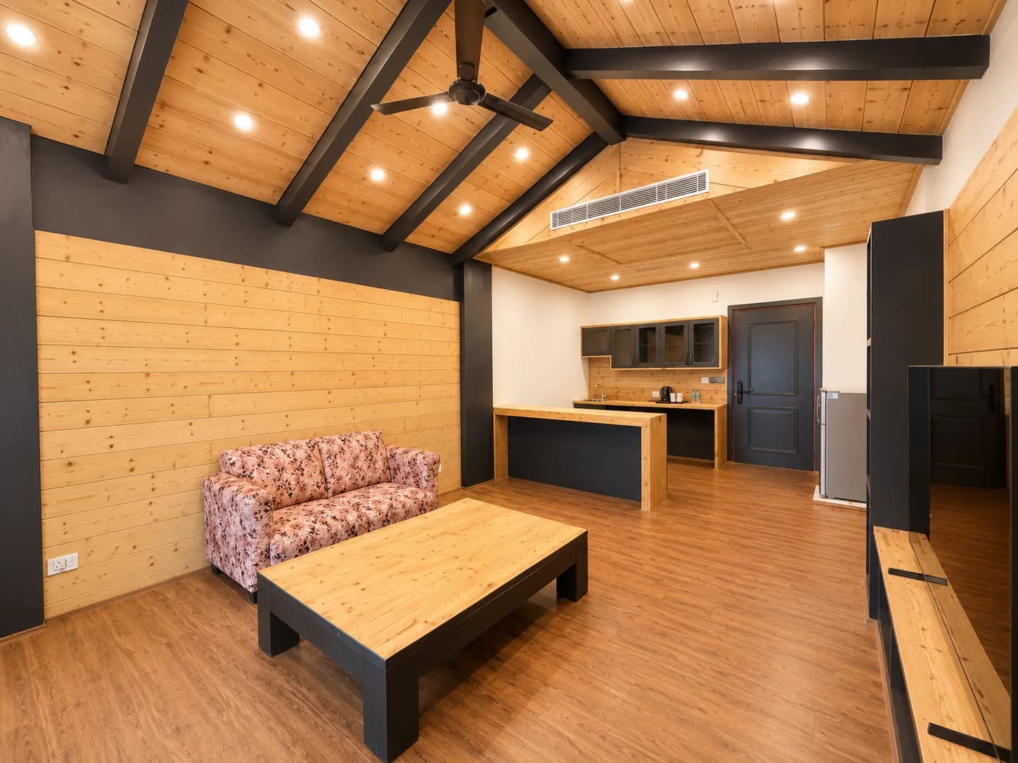 The Sanctuary Suite — photo 2